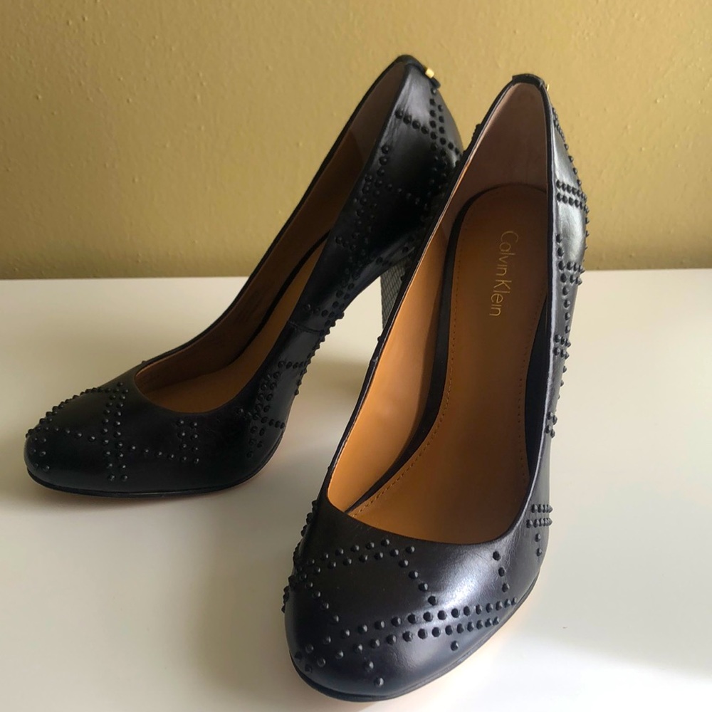 Calvin Klein Pumps